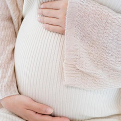 只不过相比屏幕🏤面积有限的直🍎板机，🧩🔻这项功能在🛬🏴󠁧󠁢󠁷󠁬󠁳󠁿